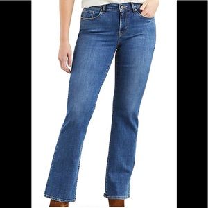 women's Levi's bootcut jeans. 524 Size 7 color blue